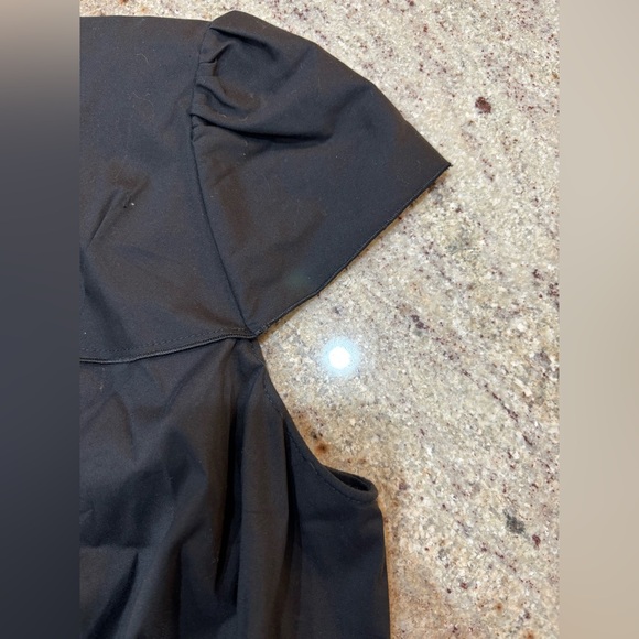 ♥️ PRADA ♥️ AUTHENTIC SHORT SLEEVE DRESS SHIRT ! Size 44 (M)has some stretch ! - Picture 4 of 10